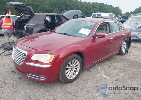 2014 Chrysler 300 из США, поврежденный, VIN 2C3CCAAG7EH146005